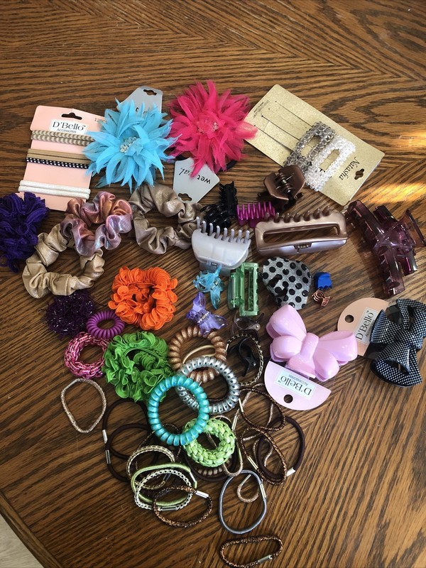 Lot Of Hair Accesories