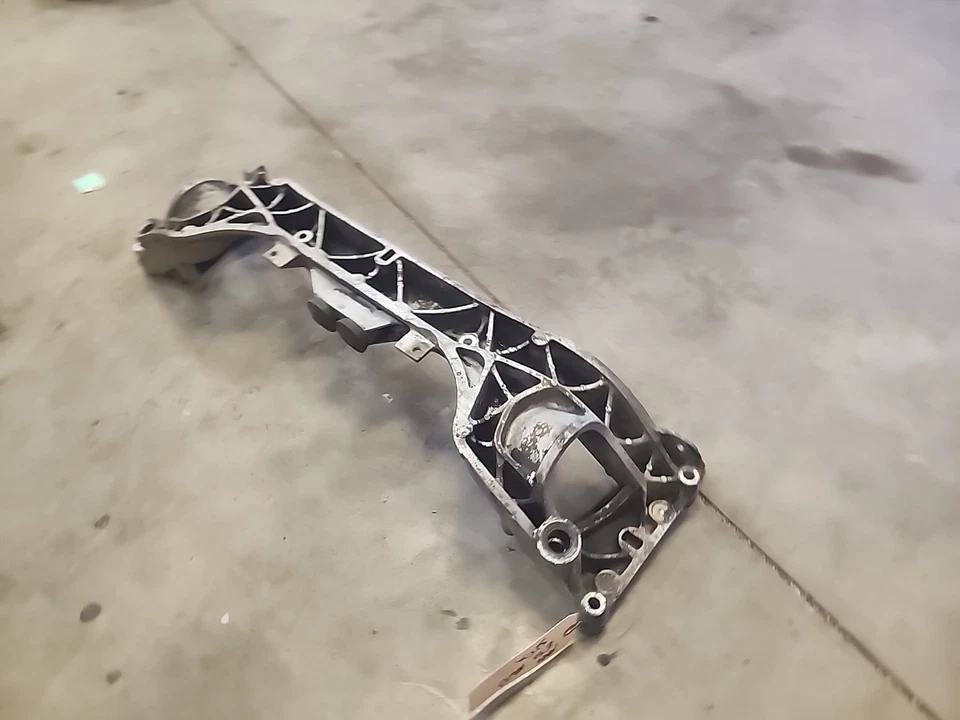 READ BMW E30 325ix AWD Front Subframe Engine Cradle Carrier 88-91 325ix LP201 Foto 2 de 4