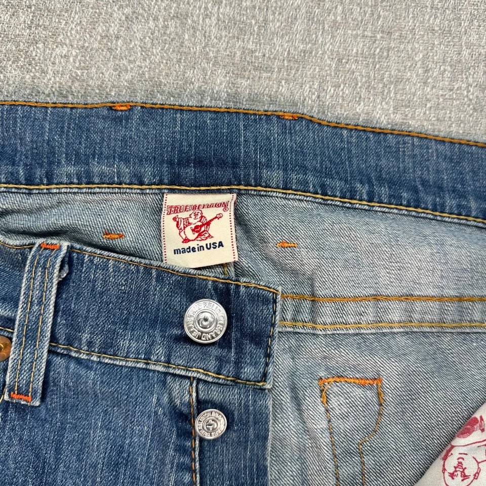 Jeans masculino vintage True Religion 38x33 azul Logan bootcut botão elástico mosca EUA - Imagem 3 de 4