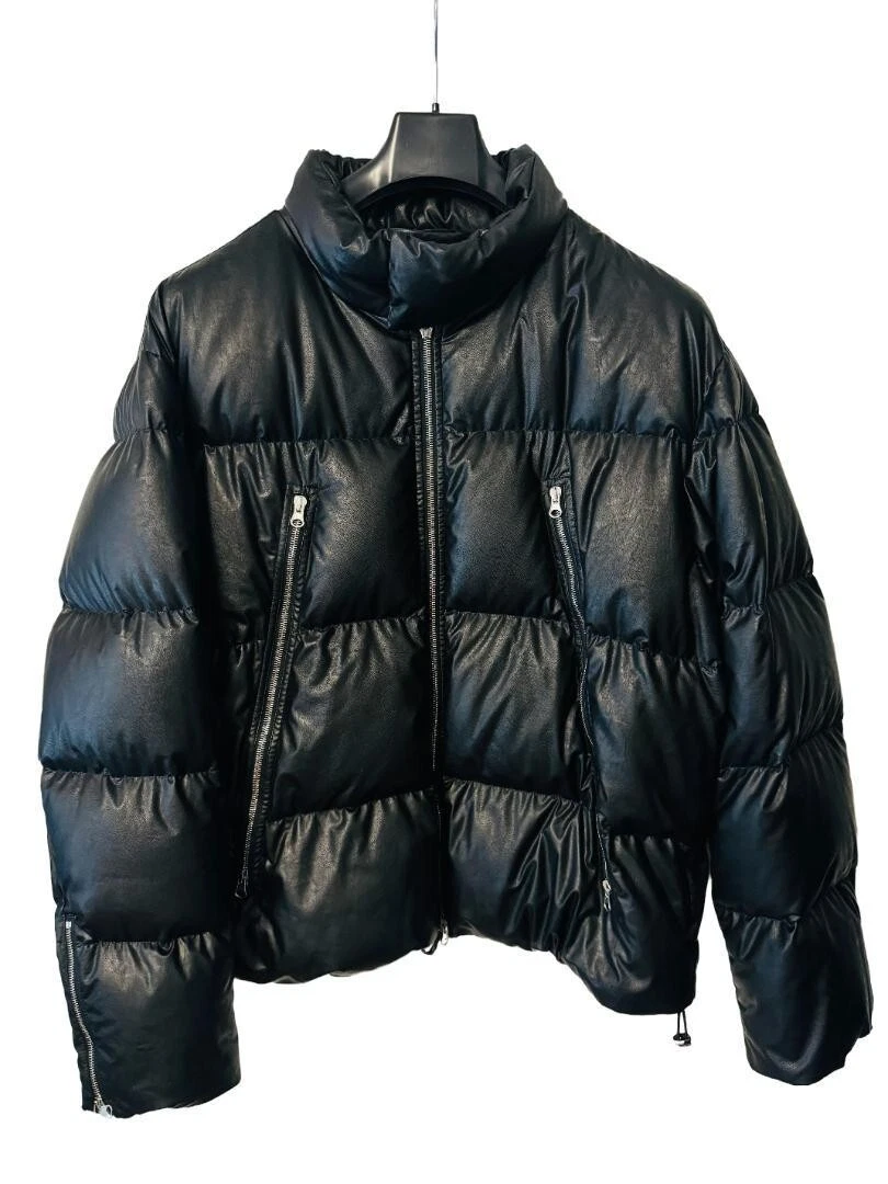 Piumino da pilota MM6 Maison Margiela a forma di C