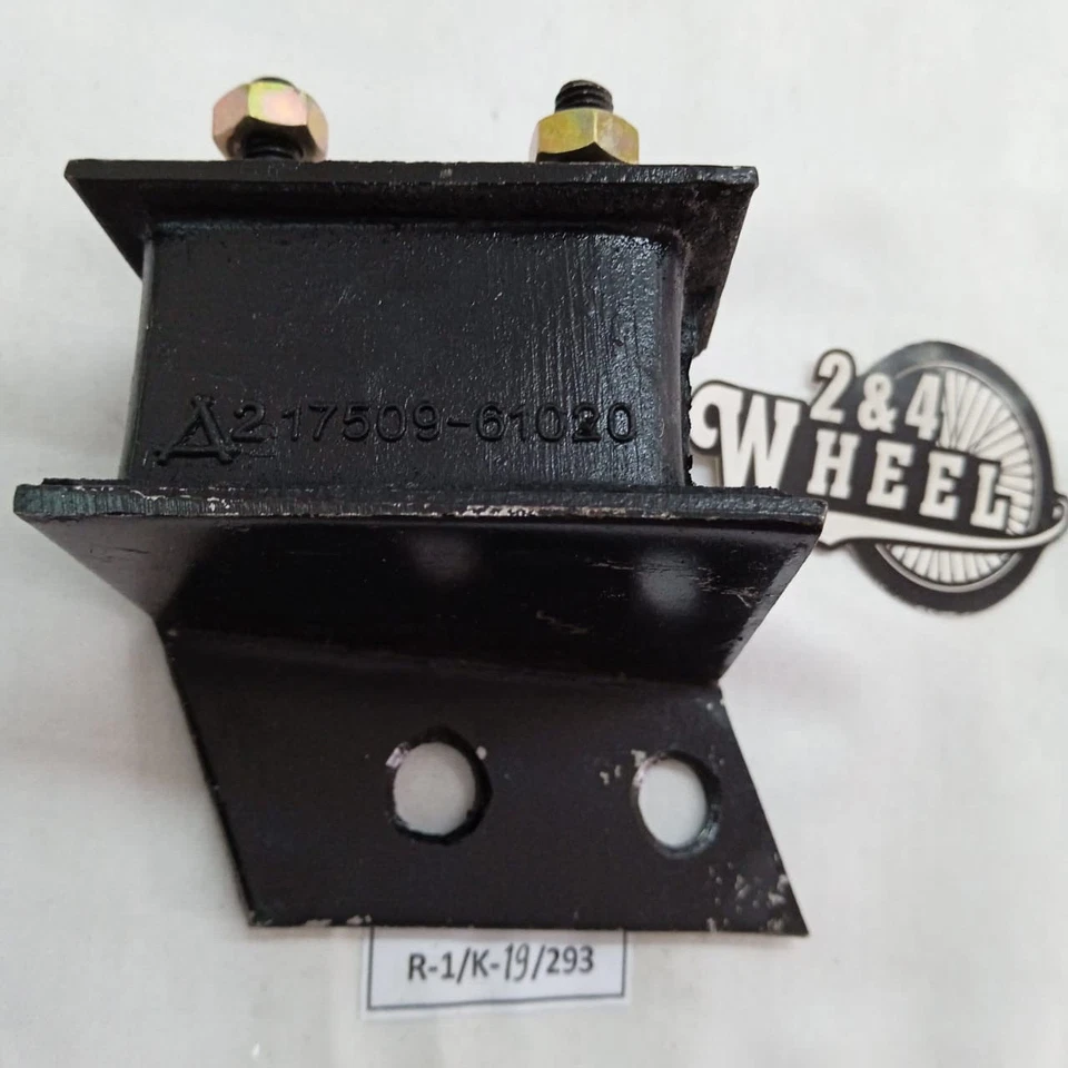 Protector de tubo de escape Toyota Land Cruiser FJ40 FJ43 17509-61020 NUEVO EN STOCK Foto 2 de 4