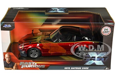 Jada Toys 1/24 1972 ダットサン240Z Amazon.com: 1972 Datsun 240Z Black and Red Metallic with
