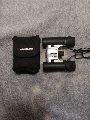 Vanguard DX-8210 8x21 mm 7.2° Binoculars - Picture 2 of 11