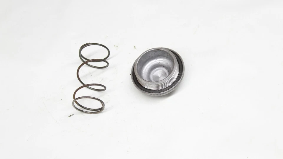 Honda XL125 XL 125 1977 76-78 tapa filtro aceite cubierta resorte Foto 4 de 4