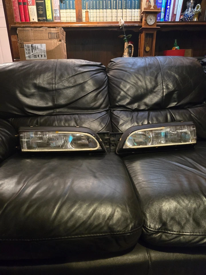 1995-1996 Nissan 240SX/Silvia Rare Zenki S14 European Glass Headlights Motors - Image 2 of 4