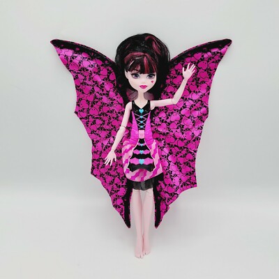 Monster High Draculaura Doll Ghoul To Bat Transformation Wings 2015