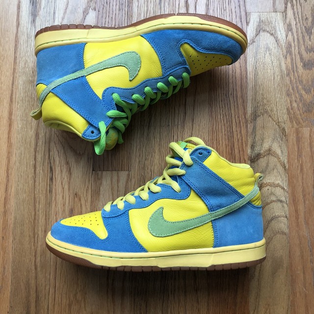nike sb dunk marge simpson