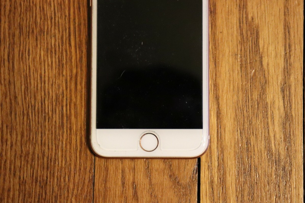 iPhone 8 in Working Condition! | eBay