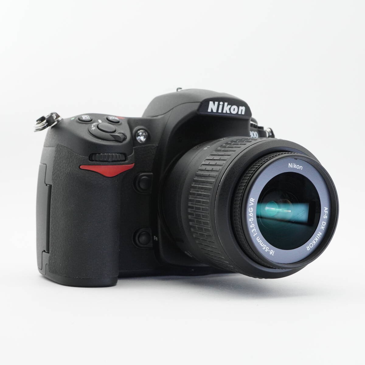 Nikon D300 本体セット 18-55mm f/3.5-5.6G Nikon D300 Nikon AF-SNIKKOR 18-55mm F3.5-5.6G Lens kit w