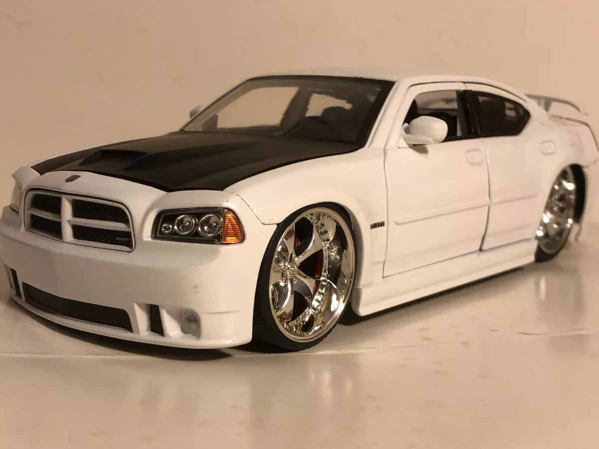 Dodge Charger SRT8