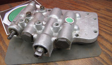 Borg Warner T11-200a Hydraulic Control Valve - Forklift Transmission Part Borg Warner T11-200a Hydraulic Control Valve - Forklift Transmission Part