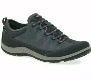 ecco walking shoes uk