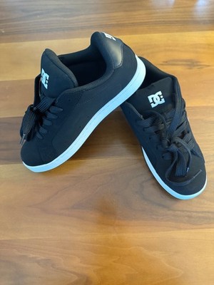 DC Shoes Striker 2 XL Men's Skateboarding Shoes Black. Size 10.5