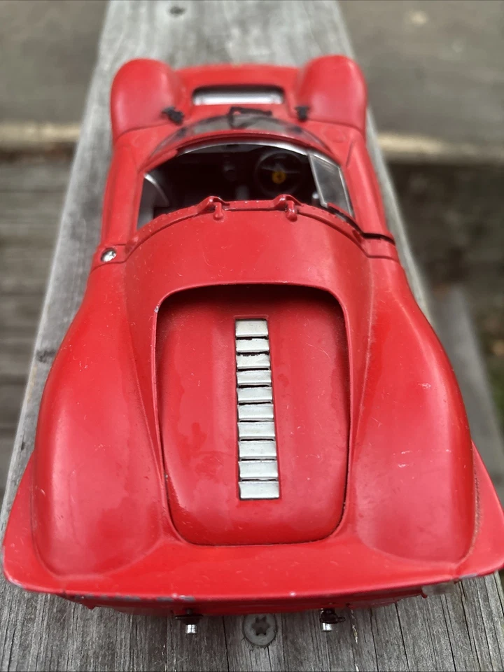 Jouef Evolution Ferrari 330 P4 Red Diecast Model 1:18 Scale - Image 3 of 4