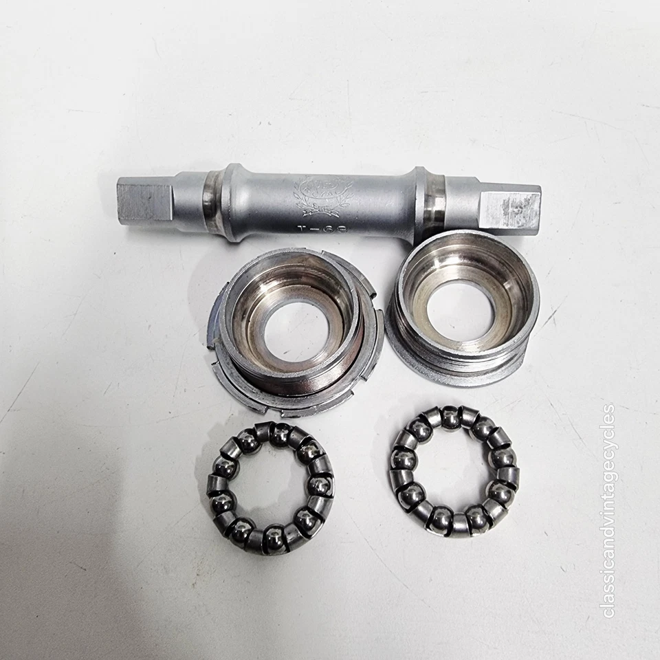 Vintage SR Sakae Bottom Bracket Eng 68mm x 111mm Campagnolo Fit VGC - Image 3 of 4