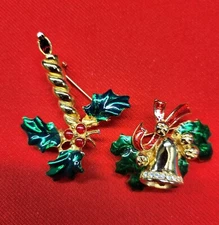 Christmas Pins/ Brooch Set of 2 Christmas Holly Berry marked "AK" & Holly Leaf B