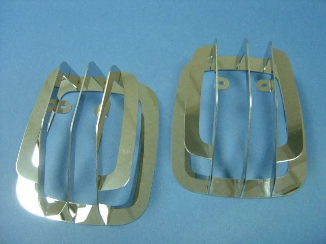 Juego de protectores de lámpara de señal de giro de esquina de acero inoxidable para todos los Mercedes Benz W463 Clase G Foto 4 de 4