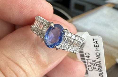 Stunning Unheated 1.32ct Burma Blue Sapphire Platinum & Diamond Ring GIA - Picture 2 of 9