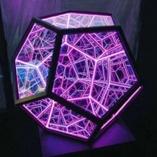 Geometric LED Light