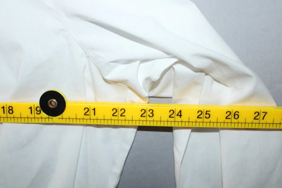 Blusa Bloomingdale’s para mujer blanca con volantes talla 18W mezcla de algodón puño francés Foto 4 de 4