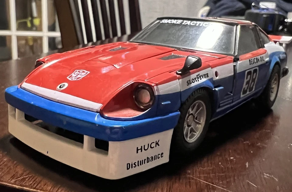 Transformers Masterpiece MP-19 Smokescreen Action Figure - Image 4 of 4