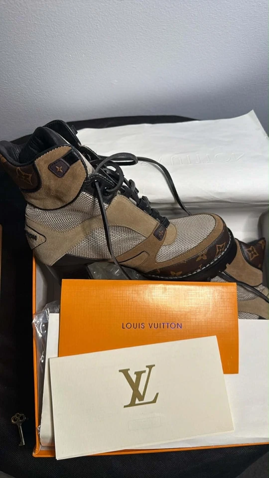 Botines Louis Vuitton Star Trail - gamuza, malla y lona con monograma Foto 2 de 4