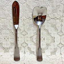 Oneida Colonial Boston Butter Knife Sugar Spoon Minute Man New 2 Pcs