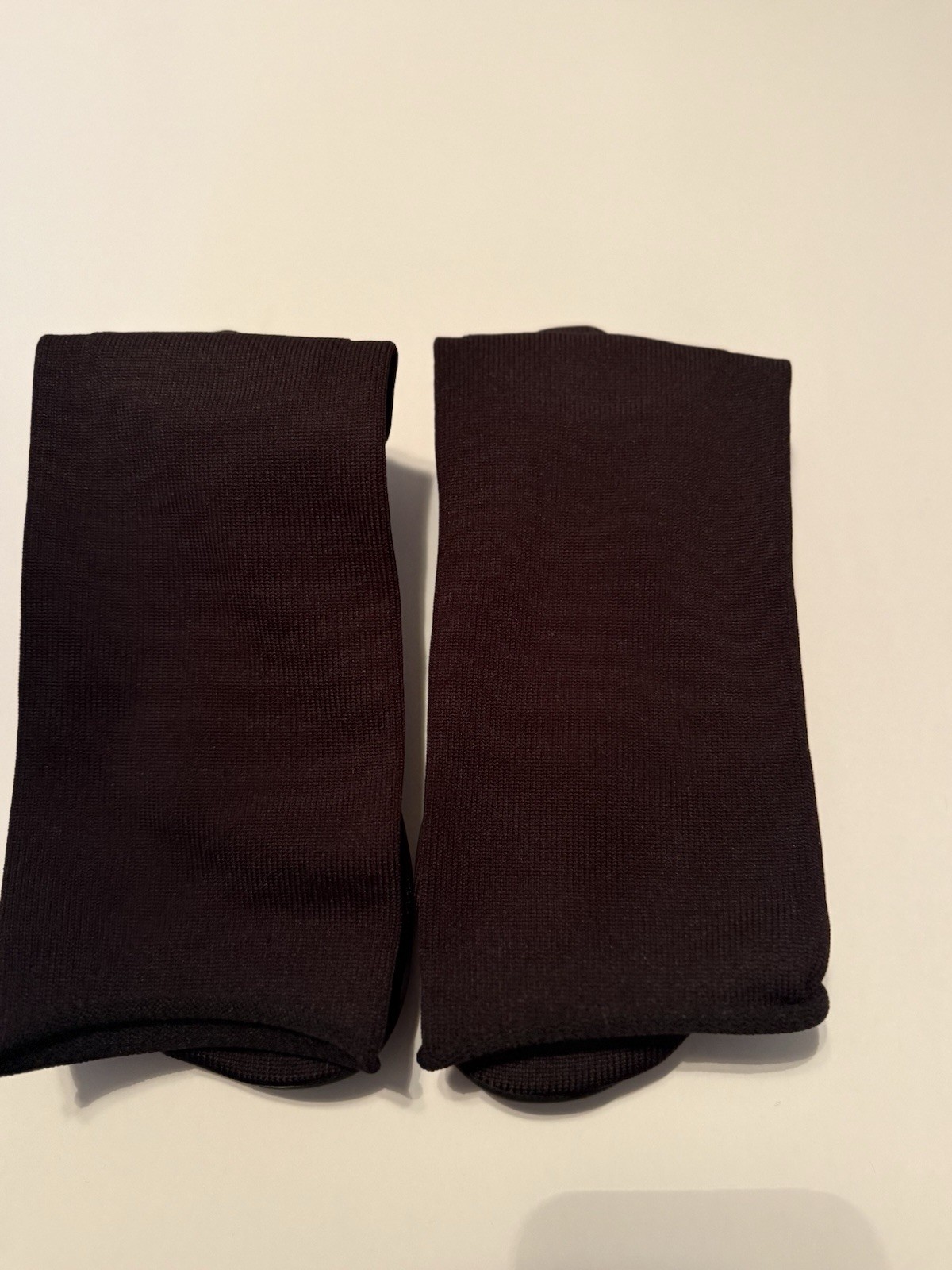 Yeezy Pods Black Non-Slip Knee High Men’s Rubber Sole with Storage Bag thumbnail 4