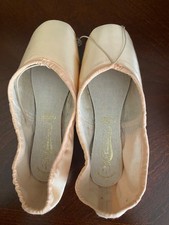 FREED OF LONDON POINTE SHOES 5 1/2 Music Note Trials