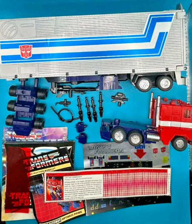 Transformers Original G1 1984 Optimus Prime Complete T4 Unused High Grade - Image 4 of 4