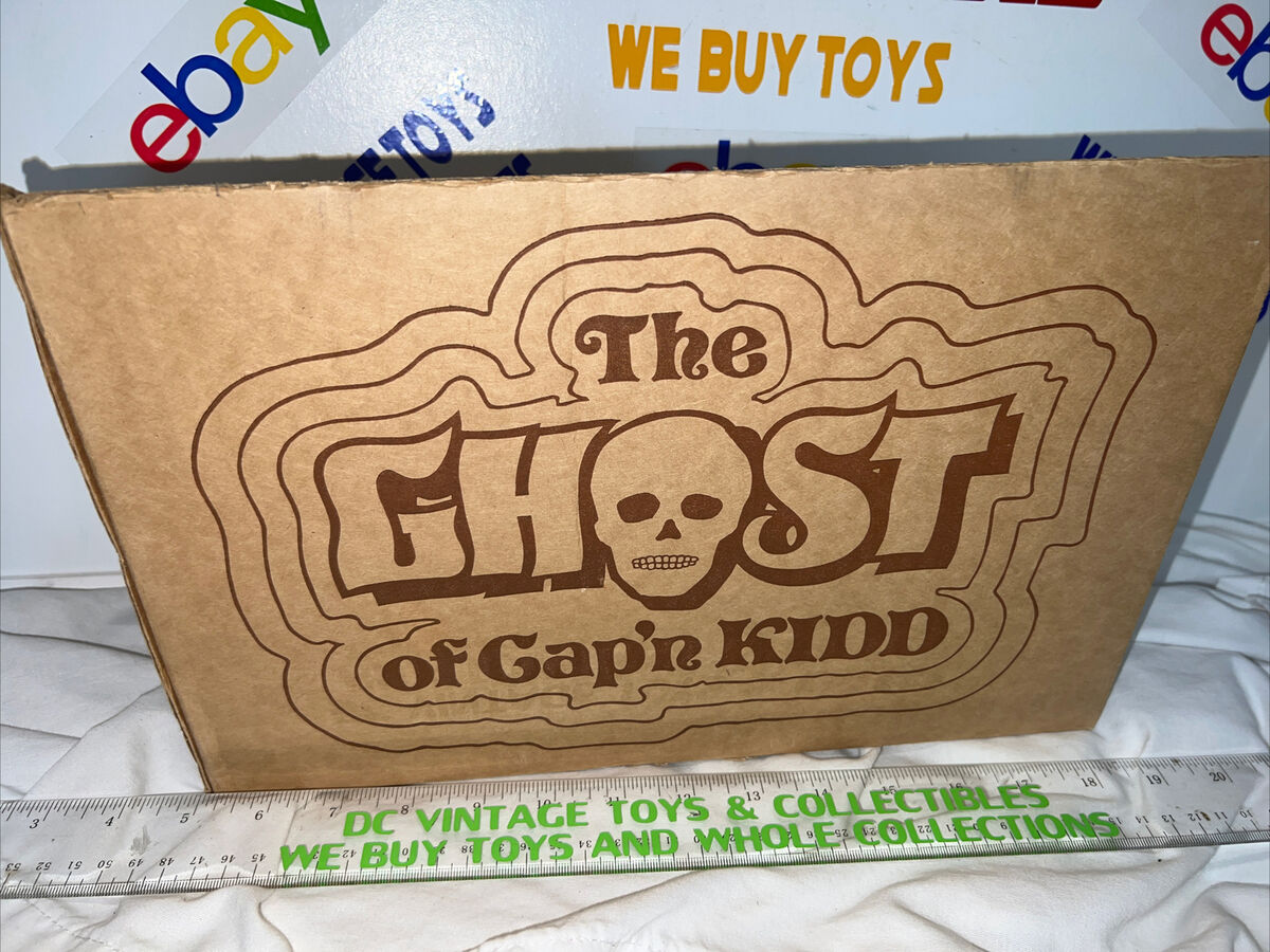 VINTAGE FIGHTING FURIES THE GHOST OF CAP'N KIDD MATCHBOX VINTAGE FIGHTING FURIES THE GHOST OF CAP'N KIDD MATCHBOX