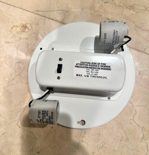 Hunter Multi-Arm Fitter 3 Light Ceiling Fan Assembly K325501000. New.