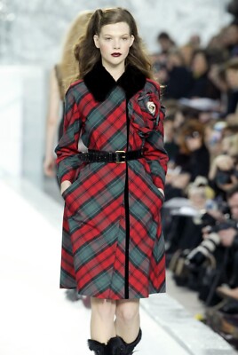 Louis Vuitton Marc Jacobs Fall 2004 Plaid Mink Collar Trench Opera
