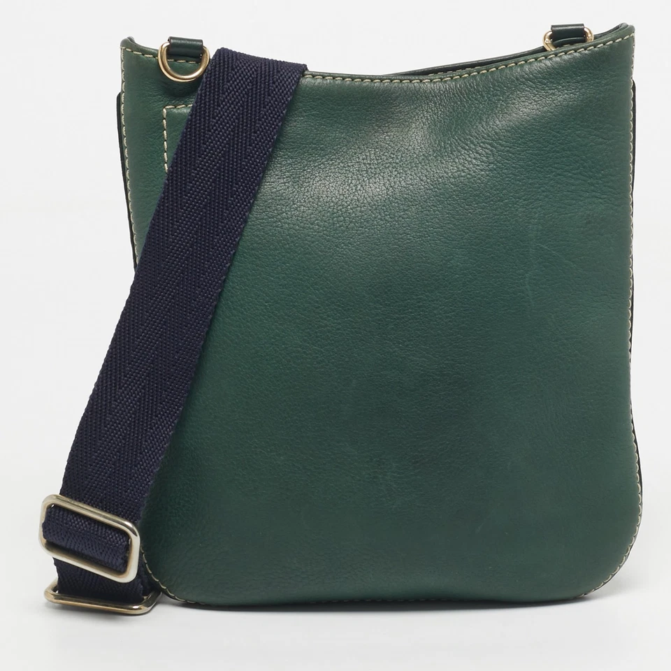 CH Carolina Herrera Green Leather Flat Crossbody Bag - Image 4 of 4