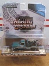 GreenLight 1:64 NYPD New York City Police 1967 Chevy Tow GREEN MACHINE CHASE