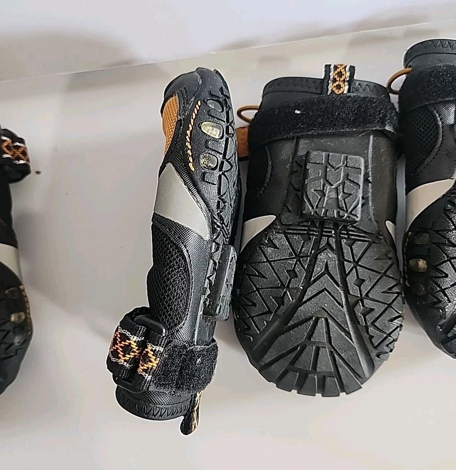 Zapatos para Perros Medianos Pata 2.75" Luces LED Incorporadas Kurgo Step N Estroboscópico Foto 4 de 4