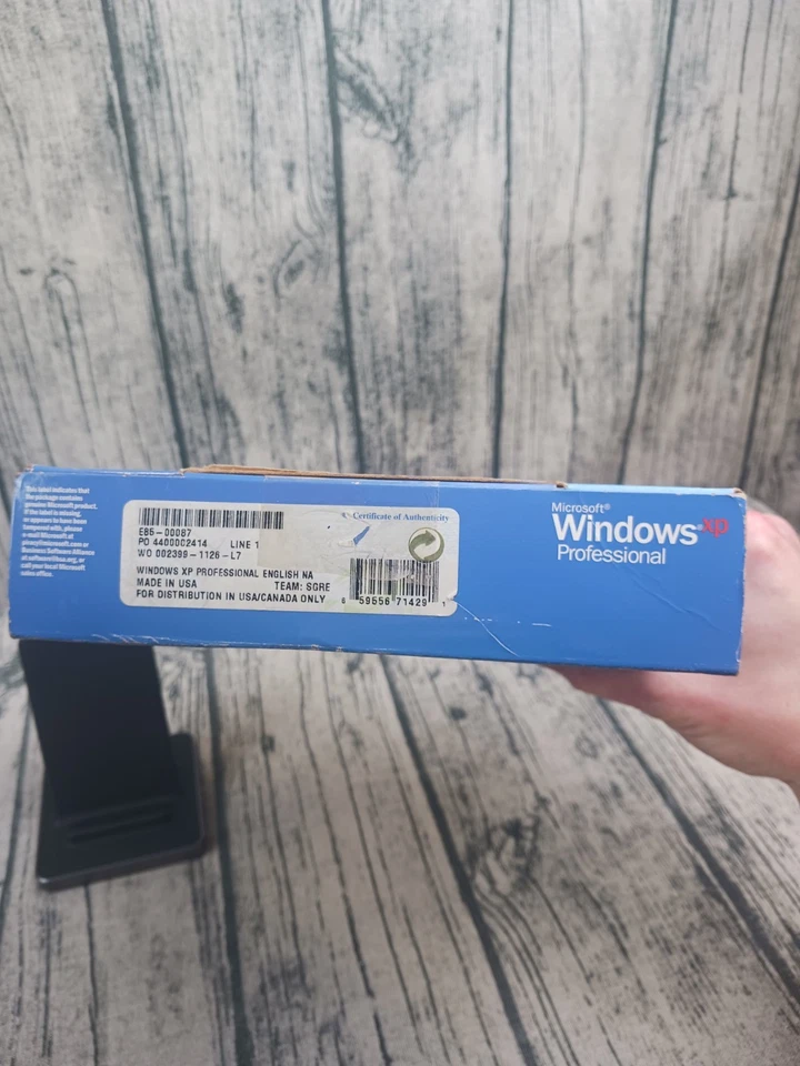 Microsoft Windows XP Professional, Retail, UPGRADE - Pre-Owned, Good Condition  - Image 3 of 4