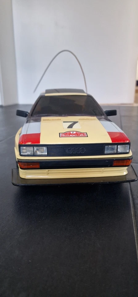 RC-Modell Nikko Audi Quattro Maßstab 1:10 mit W.Röhrl Unterschrift - Bild 2 von 4
