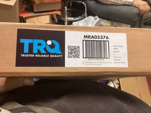 Door Mirror-Manual Chrome Mirror TRQ MRA05376