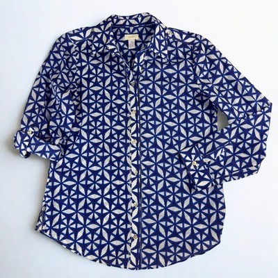 Chico s Roll Tab Button Down Shirt Womens Size 0 Blue White Geometric Print
