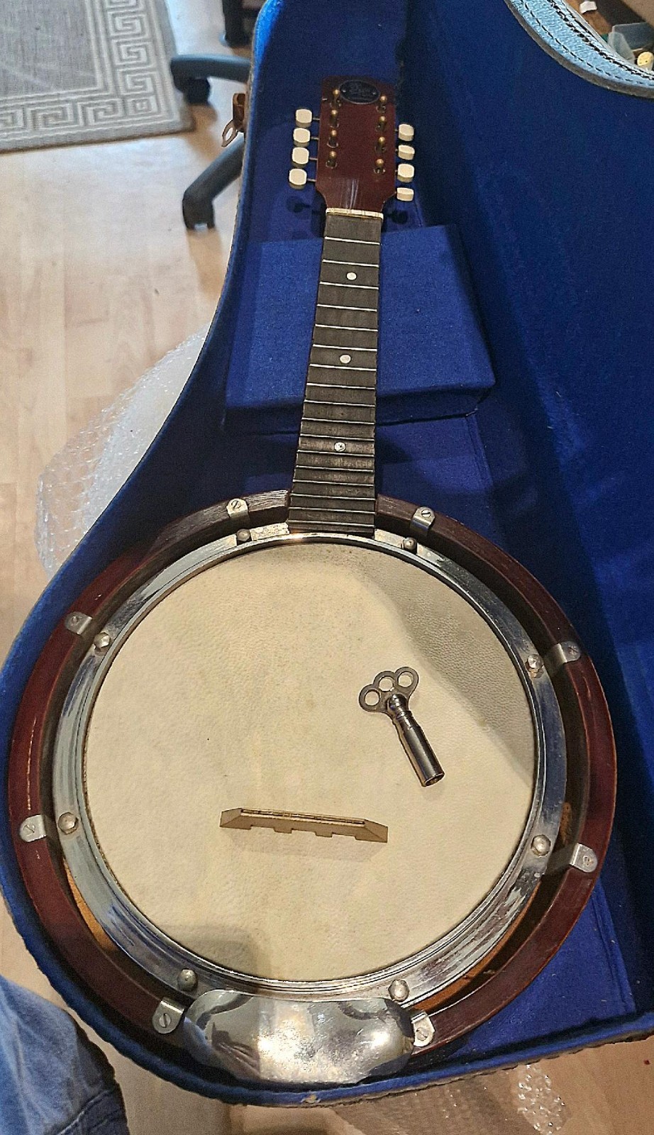John Grey and sons Banjolin Banjo - Antique 1920s Original Hard Case Inc. VGC