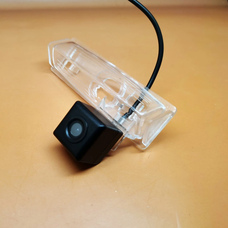 Car Reverse Rear View Backup Camera For Lexus IS200 IS300 2001 02 2003 2004 2005 - Image 3 of 4