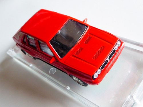 1/43 Vitesse Lancia Delta 4WD HF Integrale Stradale Street Road Red - Imagen 7 de 10