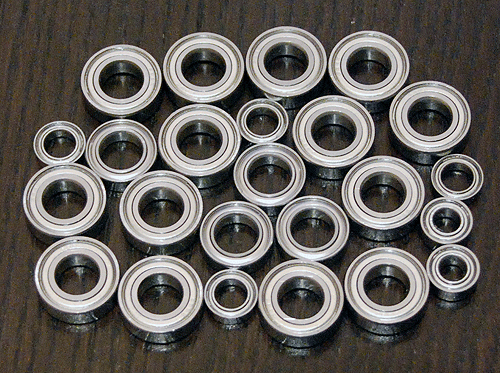 (24pcs) HOT BODIES 1:8 D8T TRUGGY Metal Sealed Ball Bearing Set - Picture 1 of 1