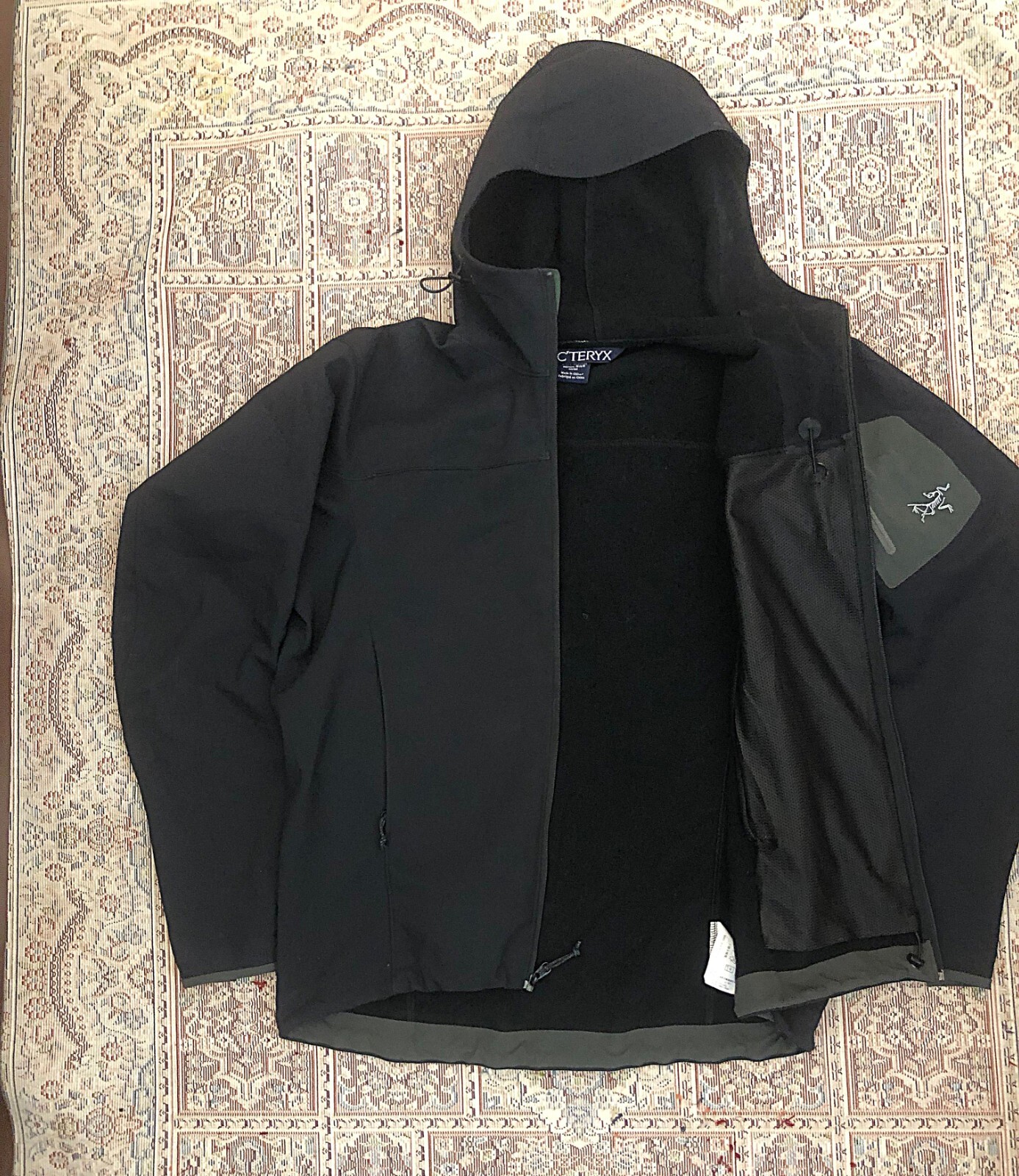 Arc'teryx Giacca Uomo M Epsilon con Cappuccio Zip Nero Outdoor Escursionismo Y2K