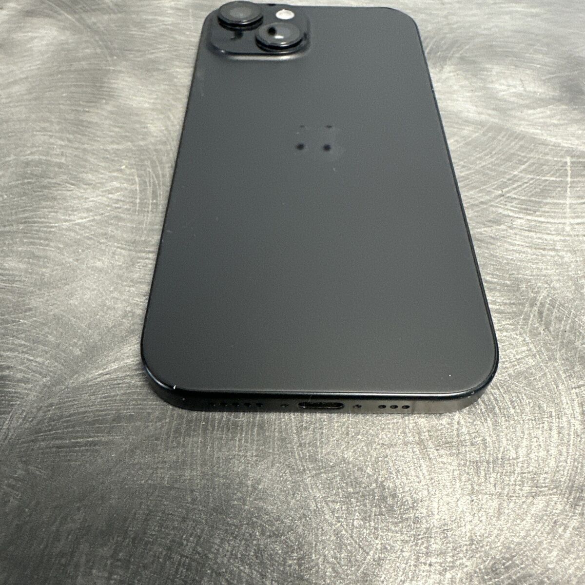 Apple iPhone 15 - 128GB - Black (T-Mobile) Small Crack On Apple iPhone 15 - 128GB - Black (T-Mobile) Small Crack On