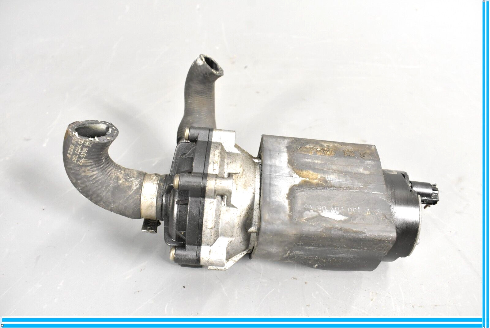 03-06 Mercedes CL500 CL600 W215 Inter Cooler Water Pump 2205040740 Oem
