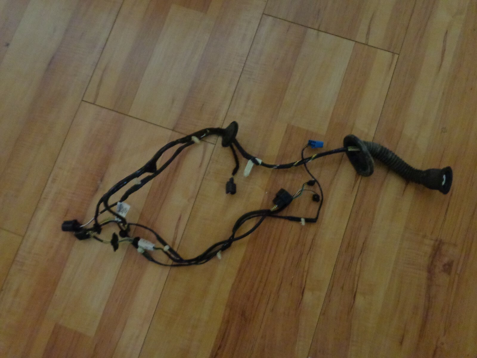 Picture 1 of 2