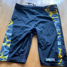 ARENA Men's Swimsuit Jammer Navy With Abstruct Pattern Grey Yellow Blue Size 28