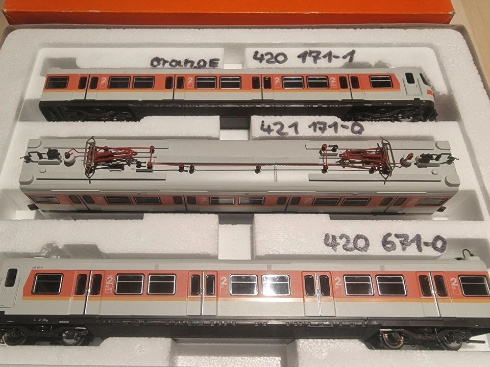 Roco H0 43006 S-Bahn Railcar Train ET 420 DB - Orange/Beige - Never Used! - Image 4 of 4